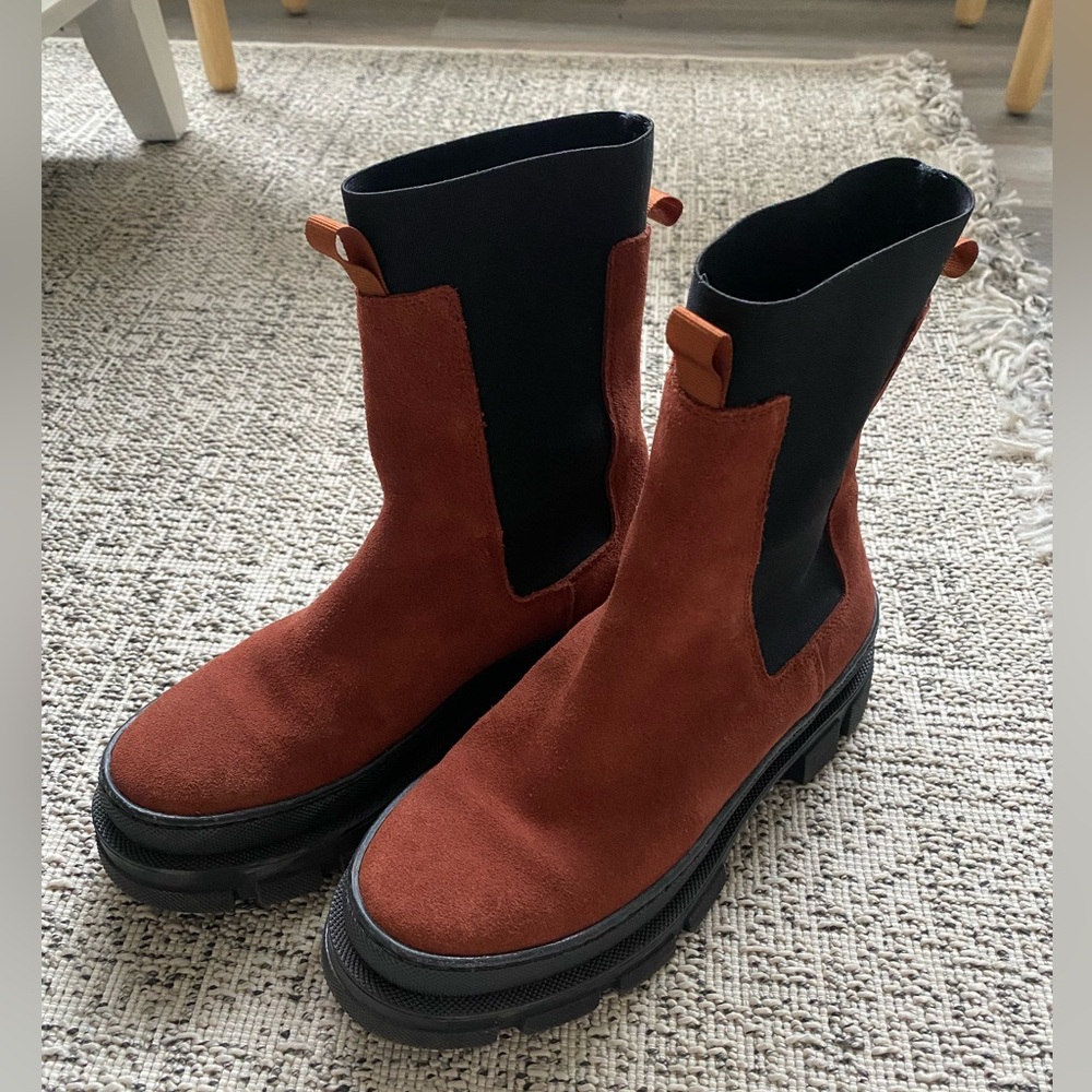 La Fée Maraboutée Suede Leather Boots